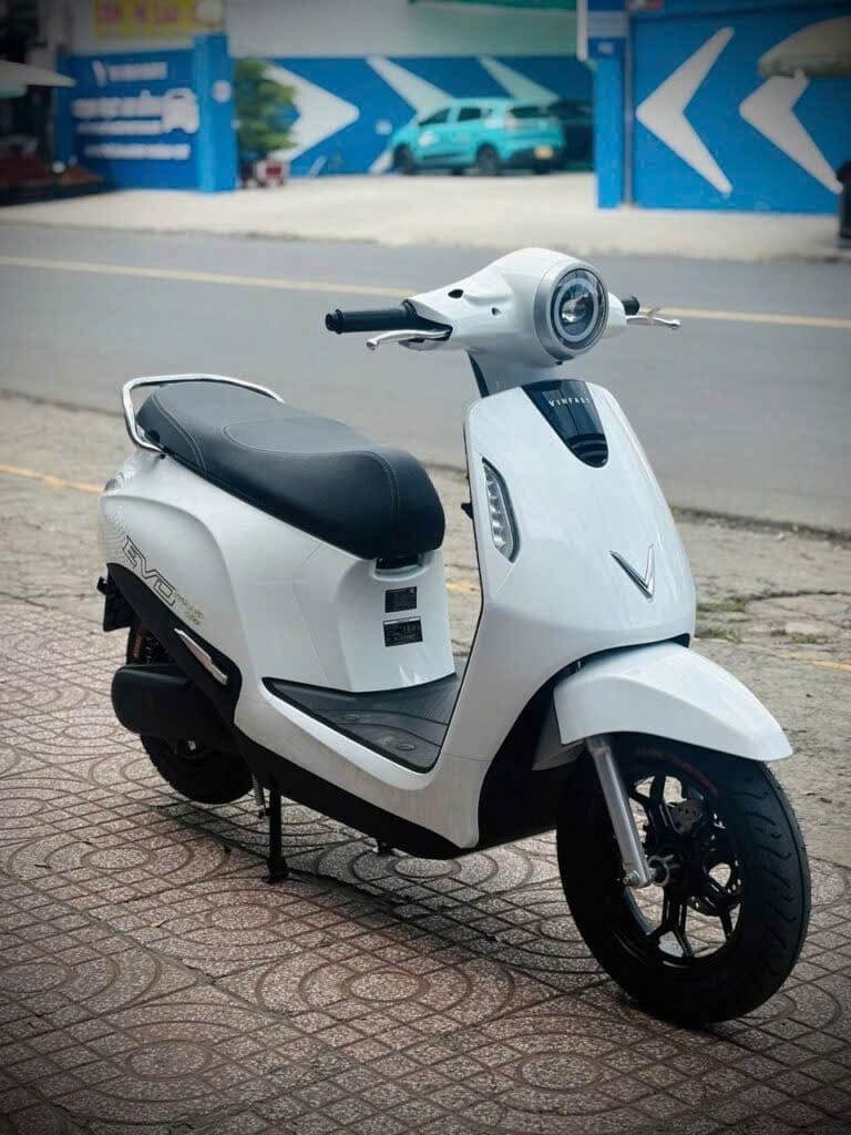 Xe điện Vinfast Evo Lite-50km/ 1 lần sạc
