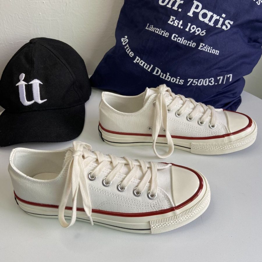 vệ sinh sneaker, giặt sneaker Bắc Ninh, spa sneaker Bắc Ninh, vệ sinh giày sneaker, làm sạch sneaker, khử mùi sneaker